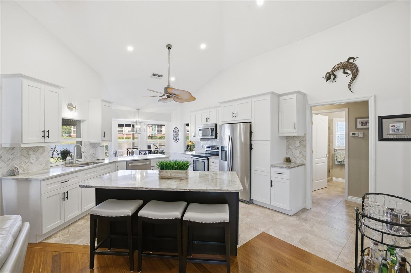 YELLOWFIN BAY LAND CONDO - Residential