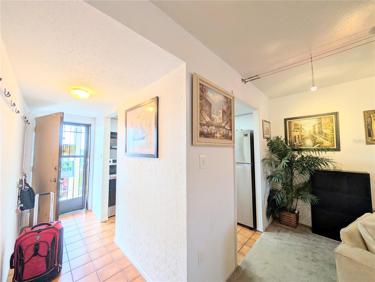 BAYSHORE ON THE LAKE APTS SEC 2 - Residential