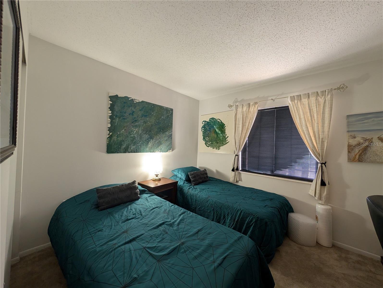 BAYSHORE ON THE LAKE APTS SEC 2 - Residential