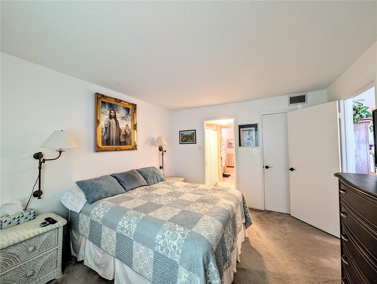 BAYSHORE ON THE LAKE APTS SEC 2 - Residential