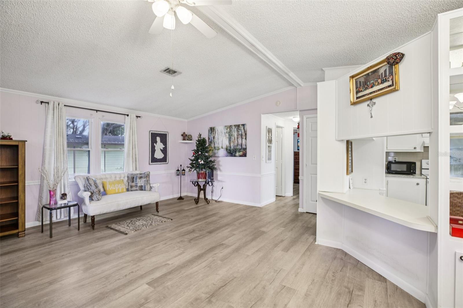 LADY LAKE ORANGE BLOSSOM GARDENS UNIT 08 - Residential