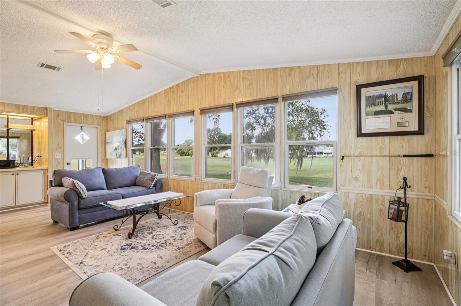 LADY LAKE ORANGE BLOSSOM GARDENS UNIT 08 - Residential