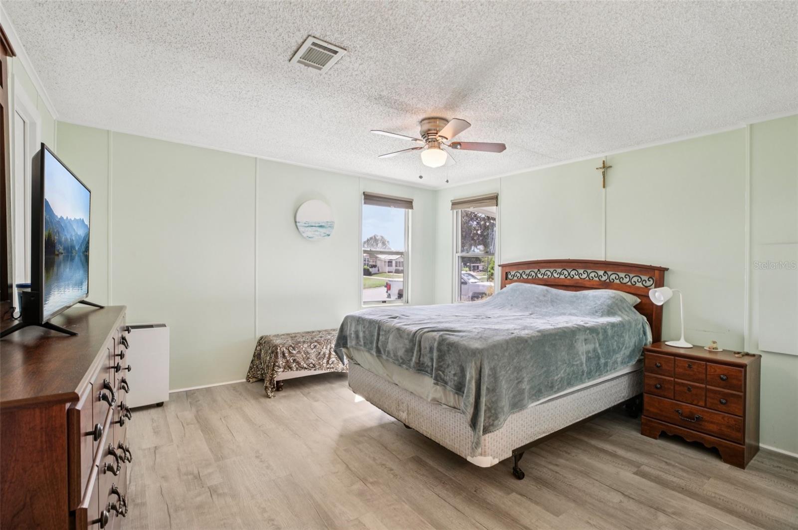 LADY LAKE ORANGE BLOSSOM GARDENS UNIT 08 - Residential