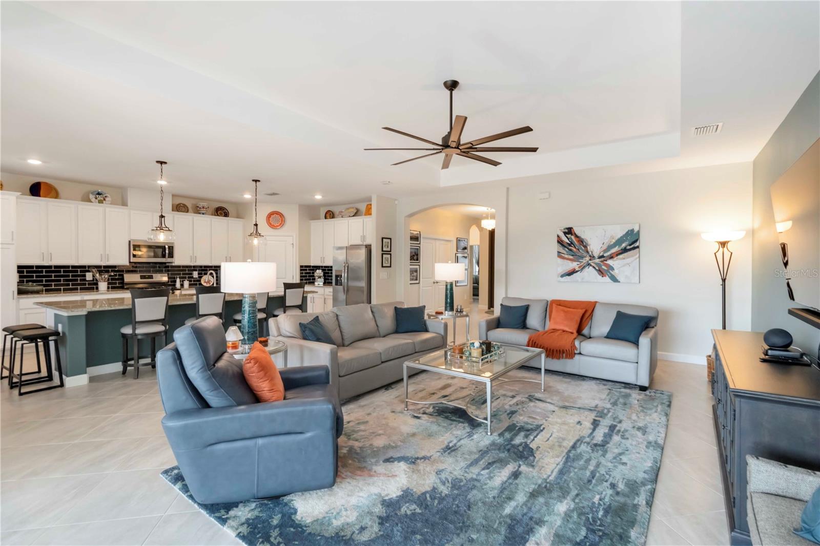 LORRAINE LAKES PH I - Residential