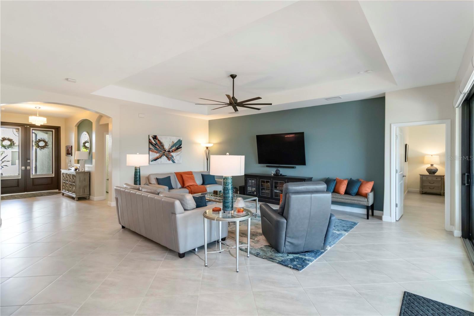 LORRAINE LAKES PH I - Residential