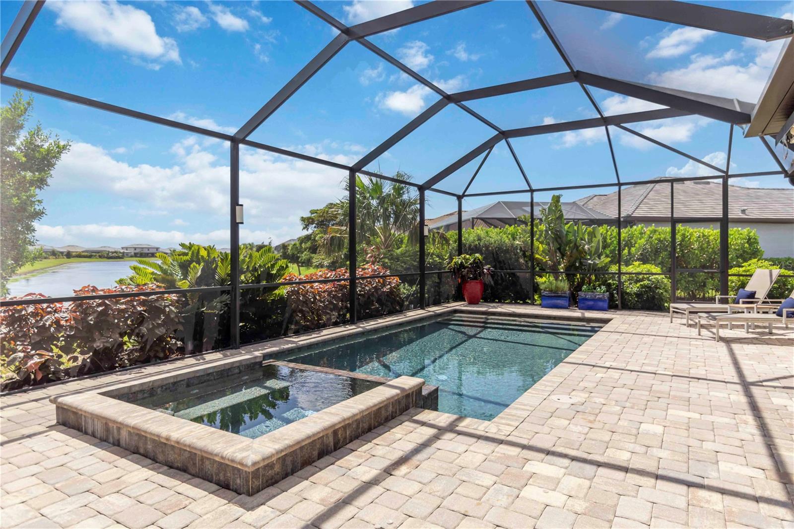 LORRAINE LAKES PH I - Residential