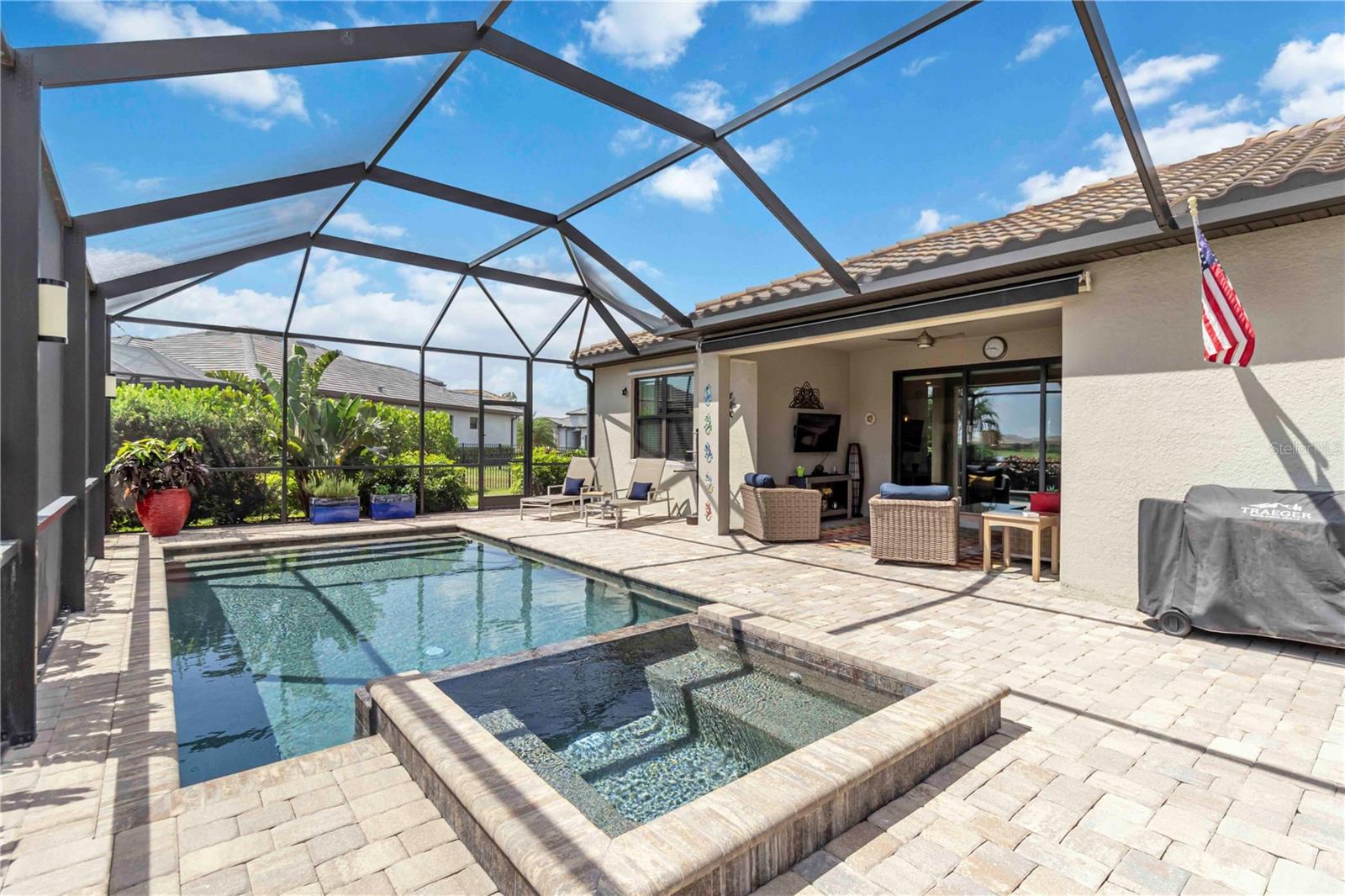 LORRAINE LAKES PH I - Residential