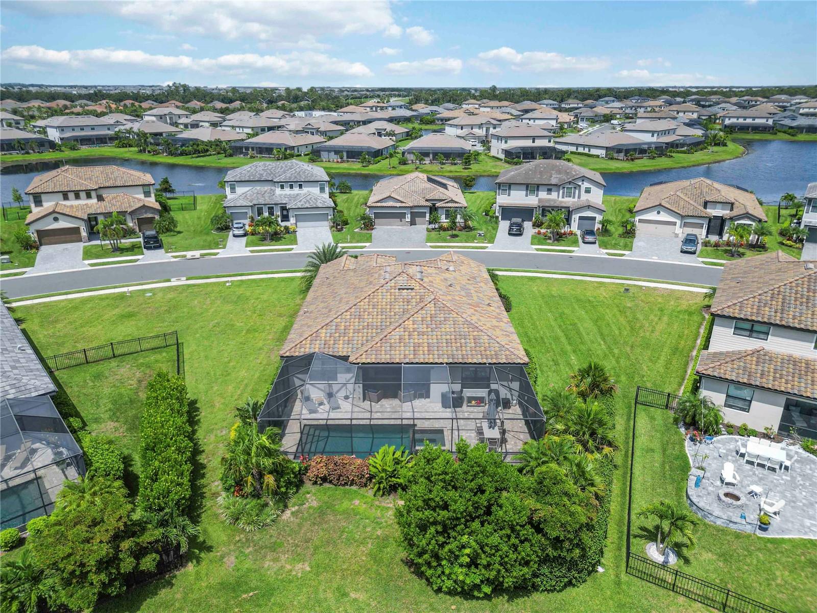 LORRAINE LAKES PH I - Residential