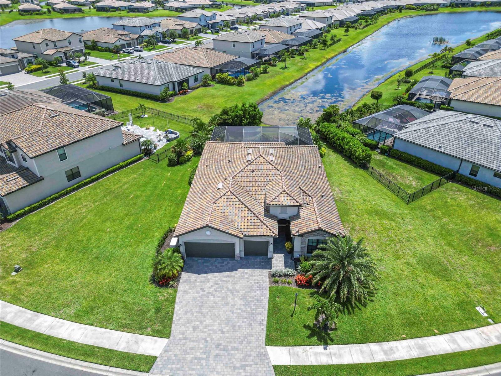 LORRAINE LAKES PH I - Residential