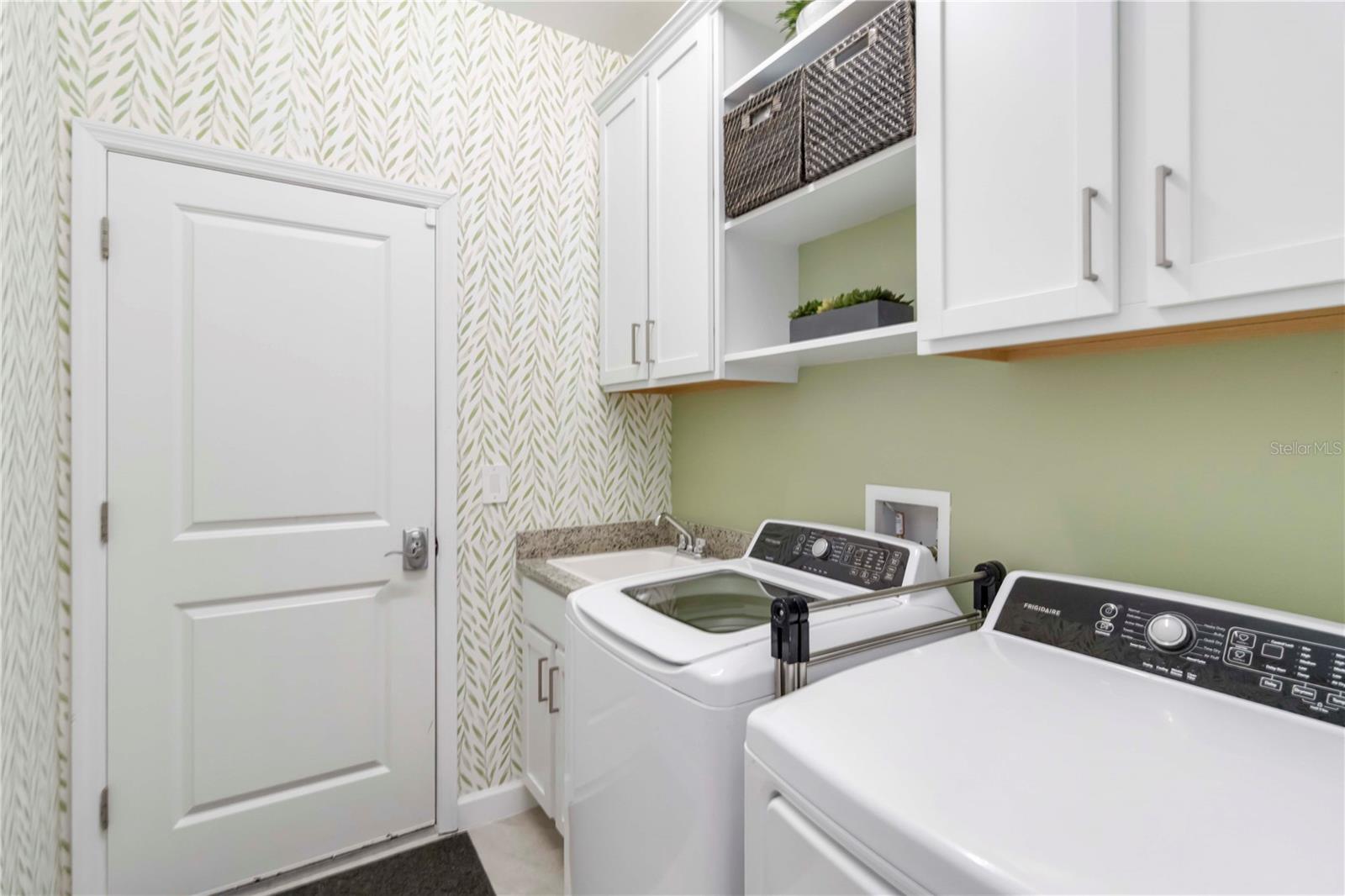 LORRAINE LAKES PH I - Residential