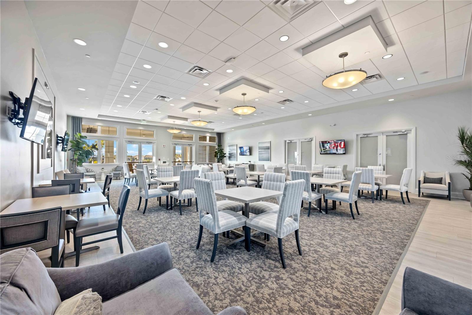 LORRAINE LAKES PH I - Residential