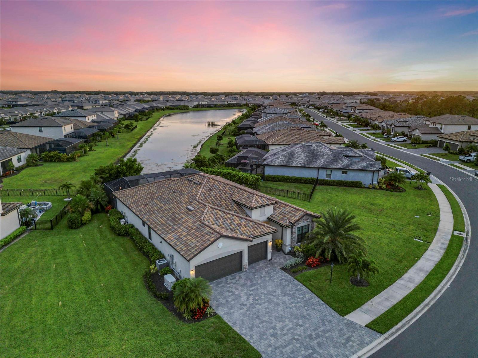 LORRAINE LAKES PH I - Residential