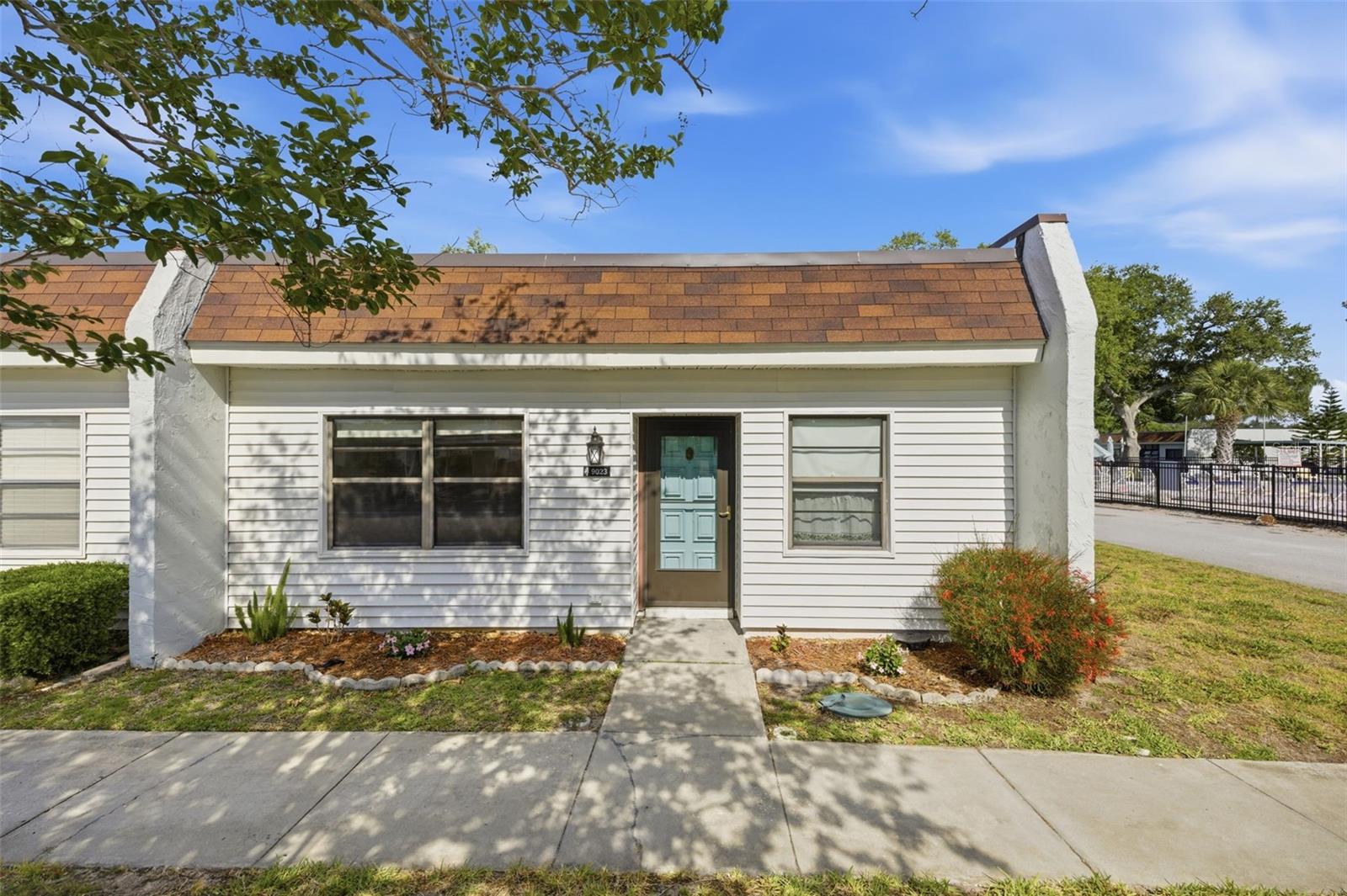 MISSION OAKS CONDO - Residential