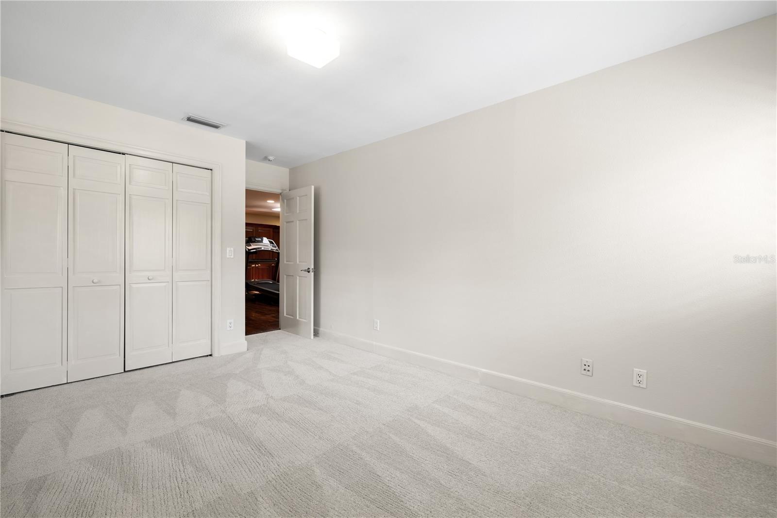 PINELLAS FARMS - Residential