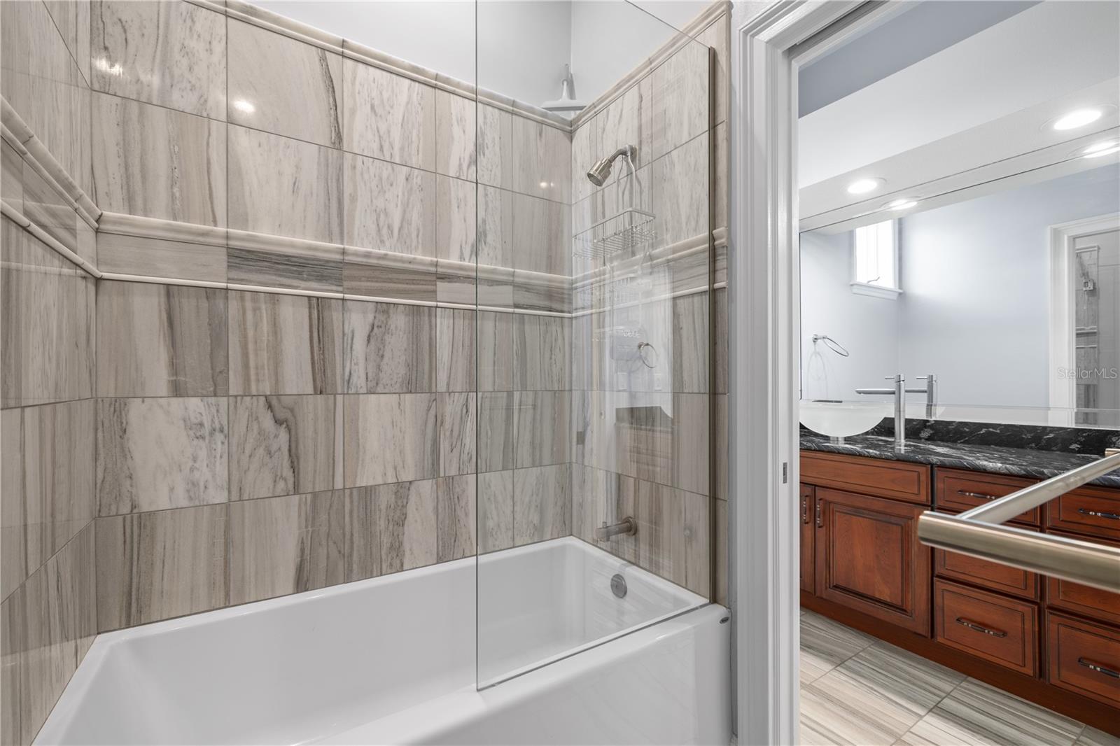 PINELLAS FARMS - Residential