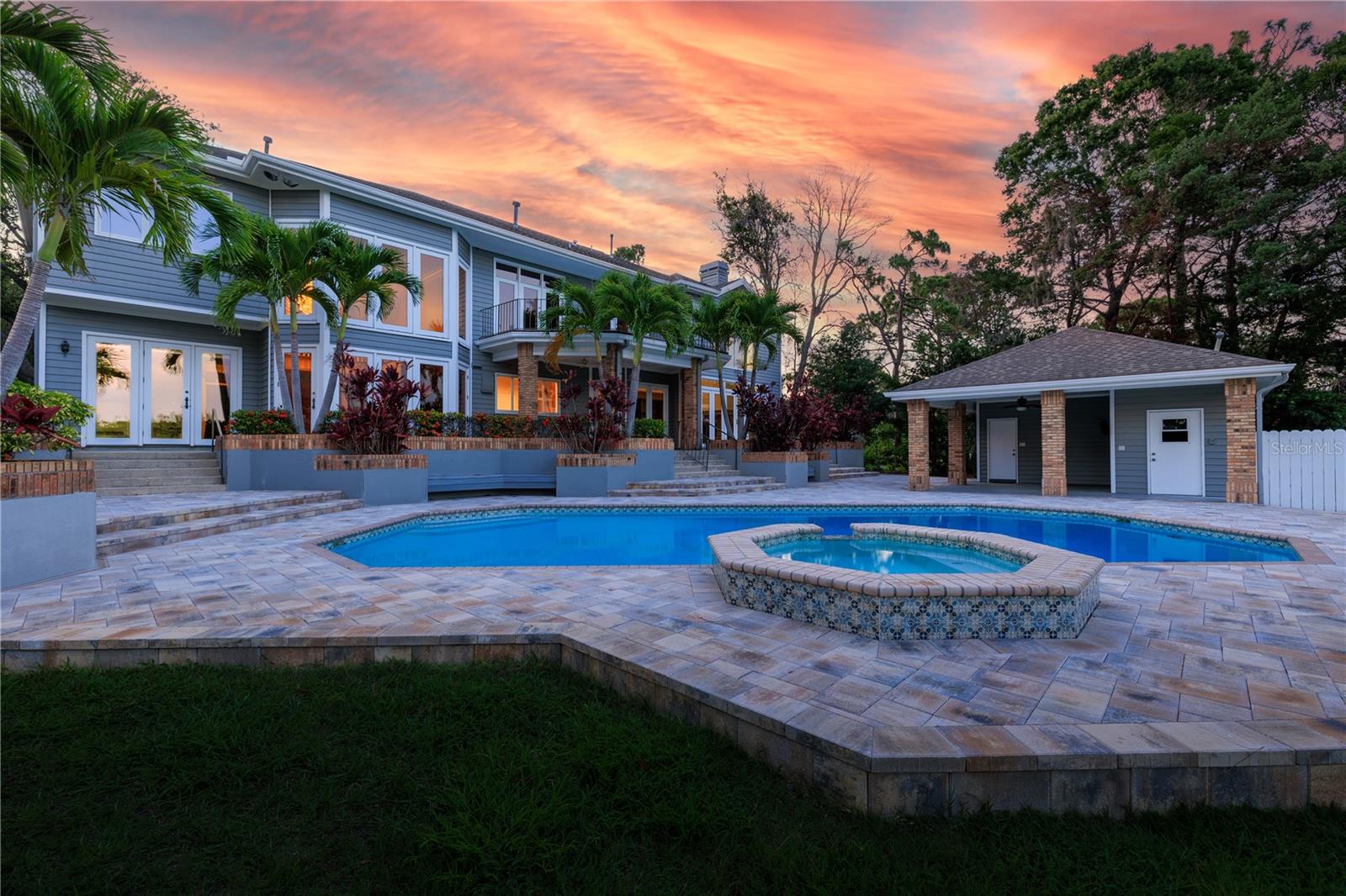 PINELLAS FARMS - Residential