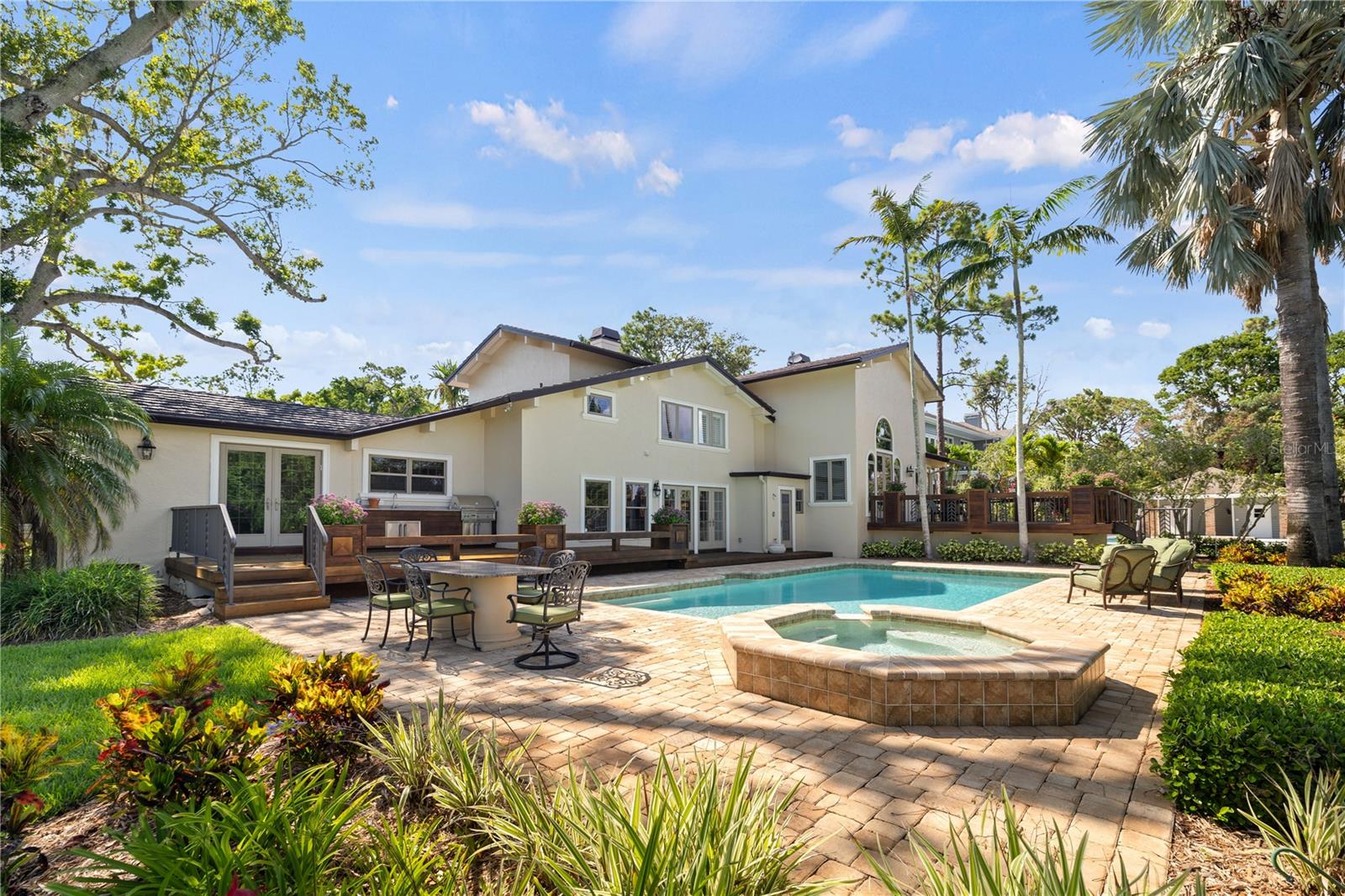 PINELLAS FARMS - Residential