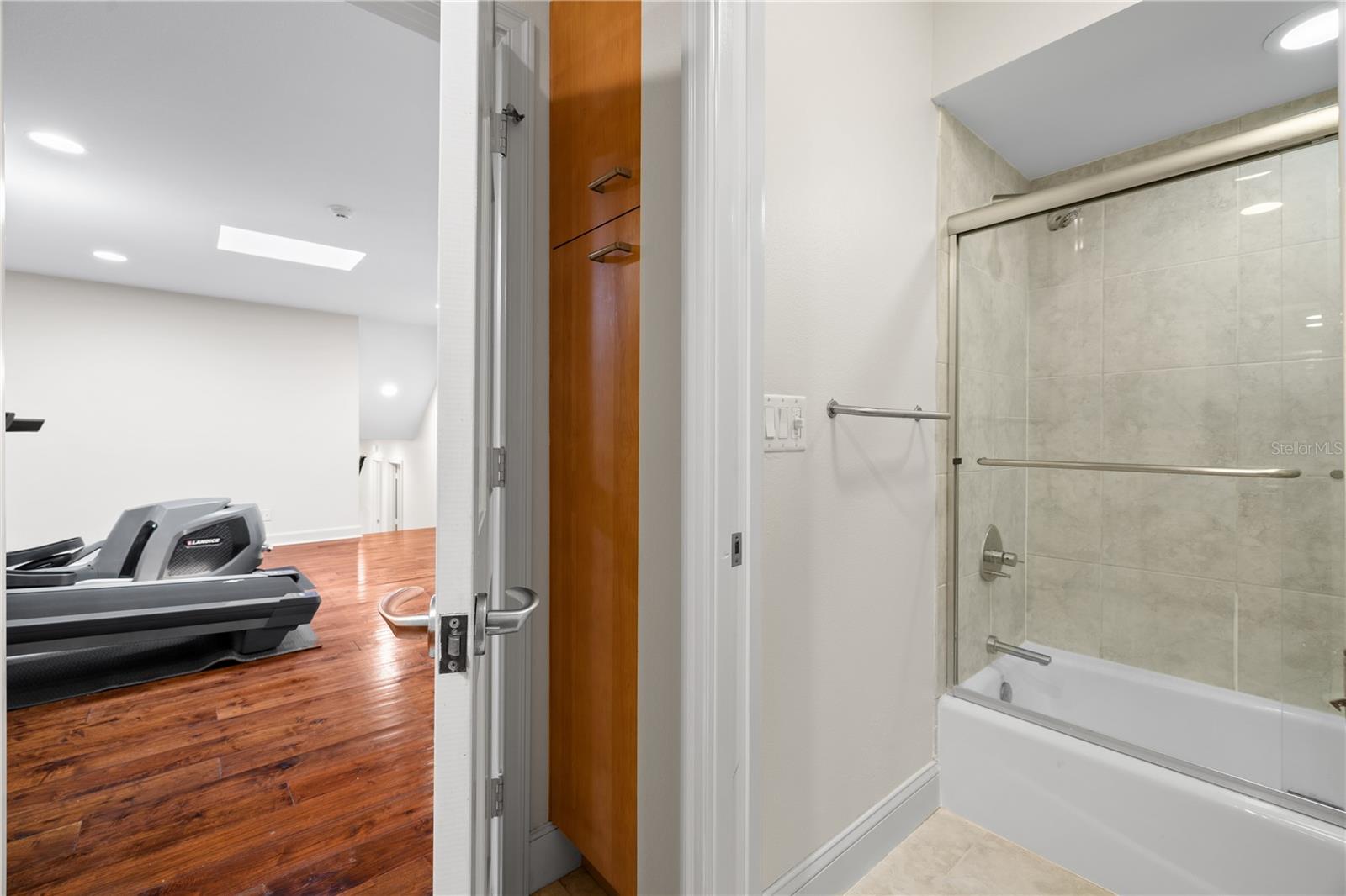 PINELLAS FARMS - Residential