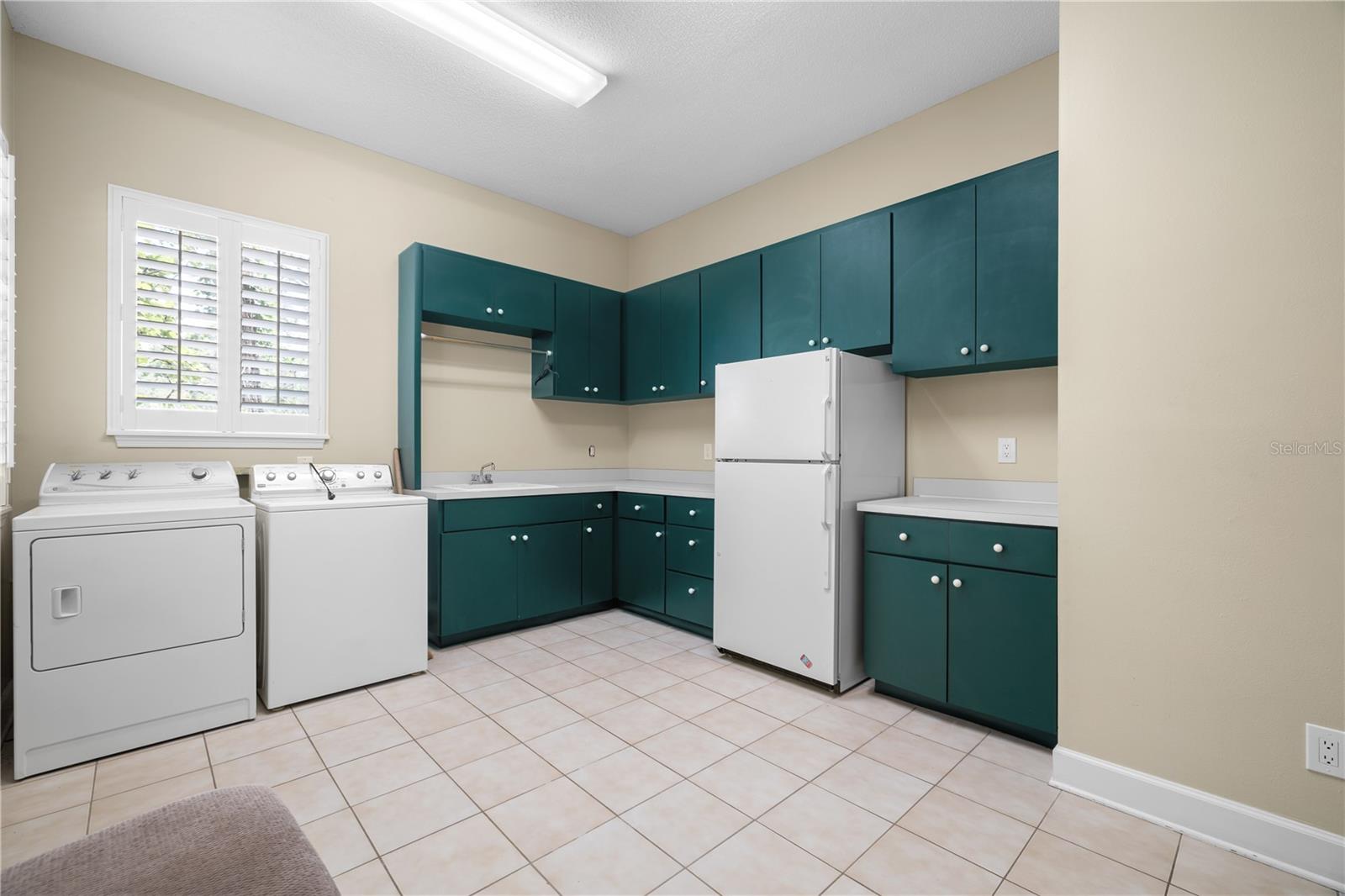 PINELLAS FARMS - Residential