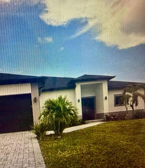 704 MINDORA AVENUE LEHIGH ACRES FL 33972