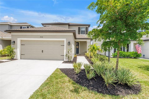Photo of 9240 Tequila Sunrise Drive, Sarasota, FL 34241 (MLS # A4696095)