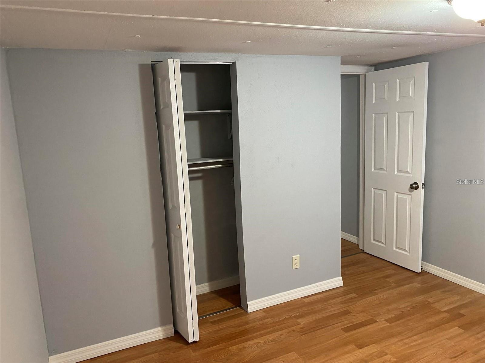 KISSIMMEE VIEW UNIT B - Residential Lease