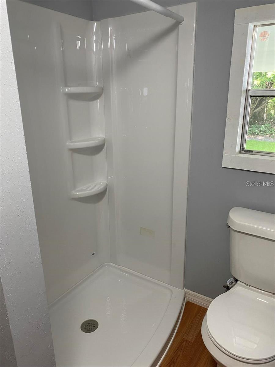 KISSIMMEE VIEW UNIT B - Residential Lease