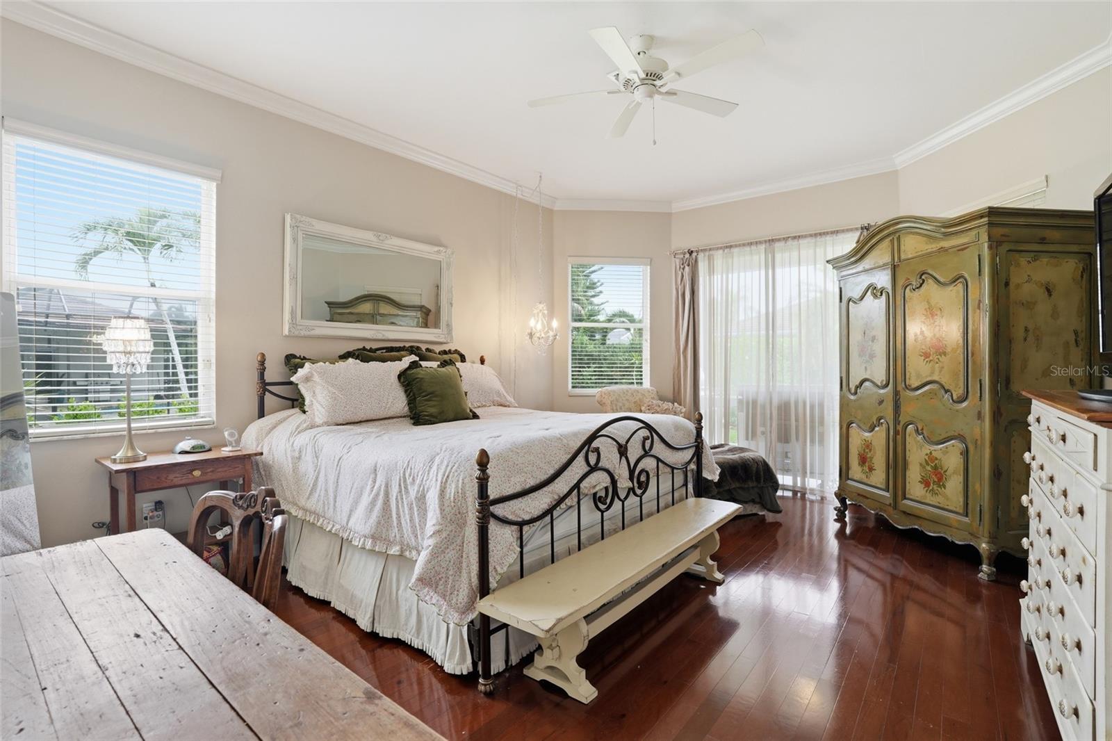 CROSS CREEK ESTATES - Residential