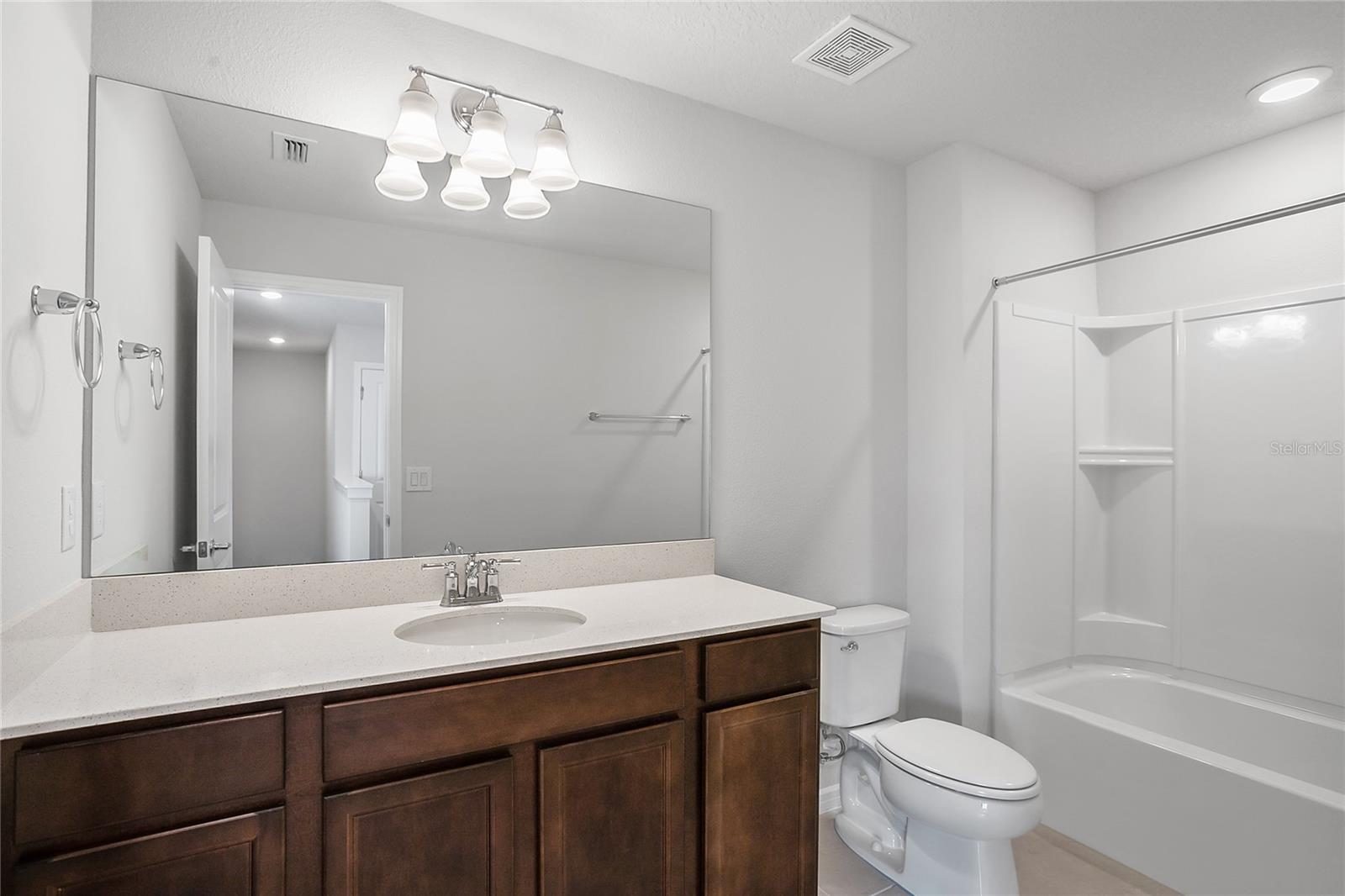 K-BAR RANCH - Residential Lease