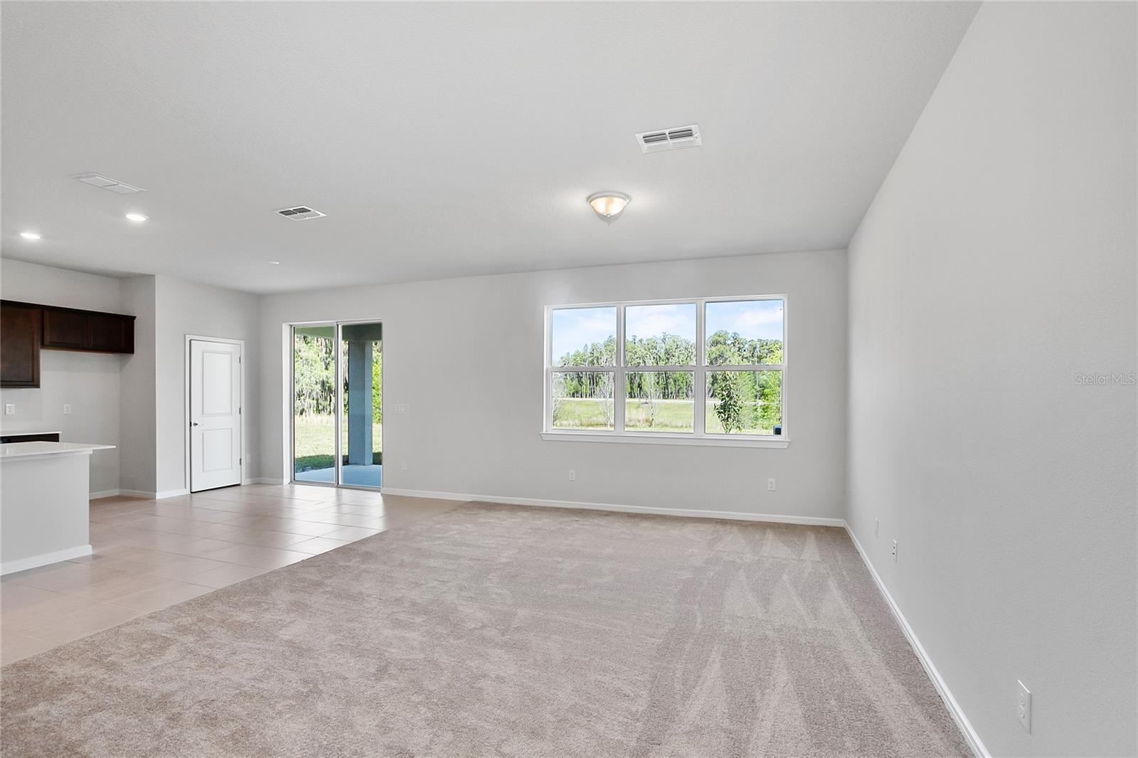 K-BAR RANCH - Residential Lease