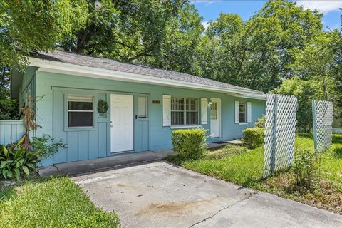 A home in ALACHUA