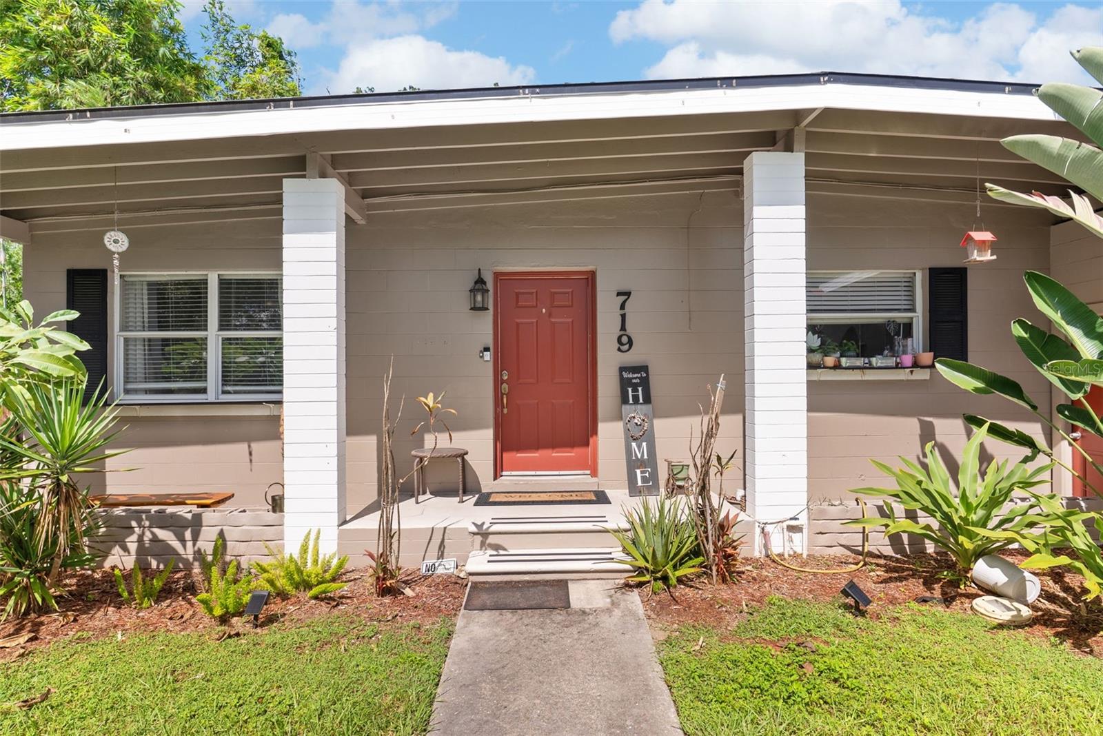 SUNSHINE GARDENS - Residential Lease