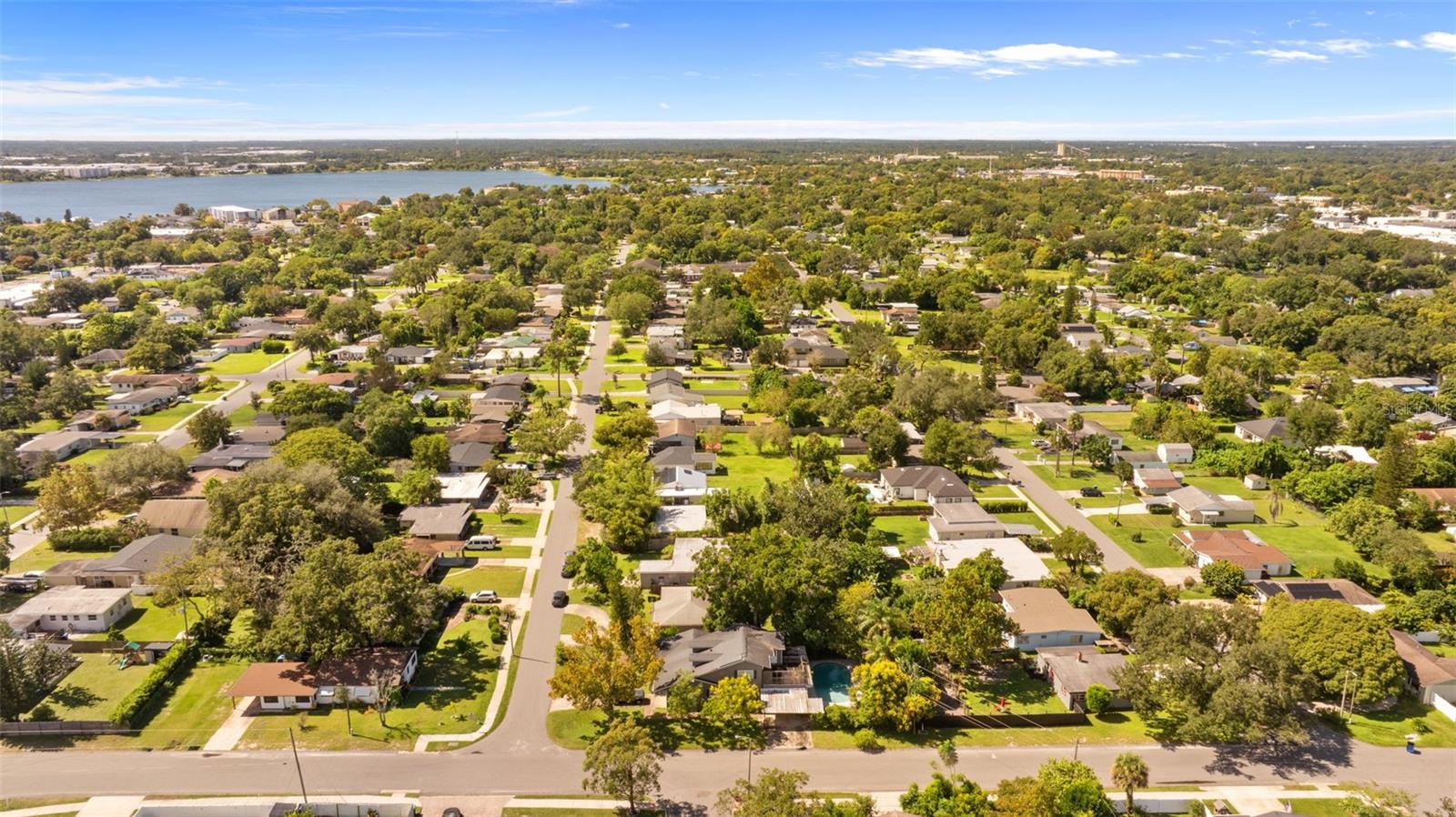 SUNSHINE GARDENS - Residential Lease