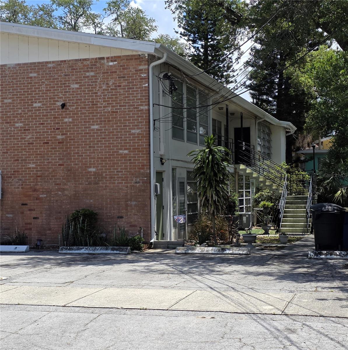 GOLF MANOR APTS CO-OP - Residential
