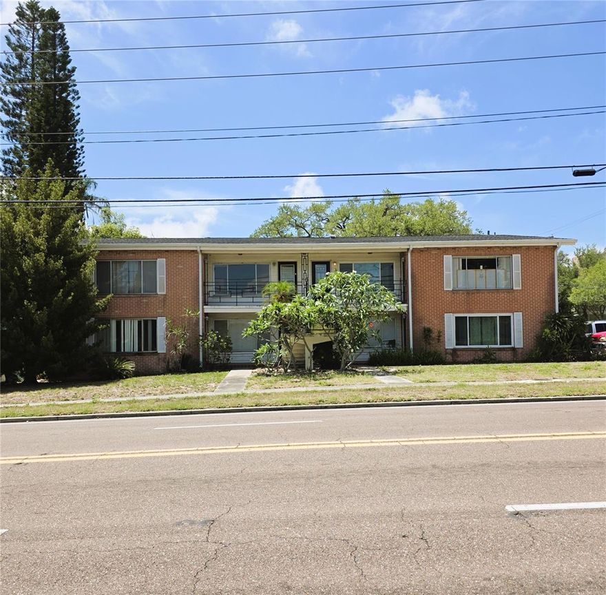 Super 1 bedroom 1 bath co-op across from the golf course
