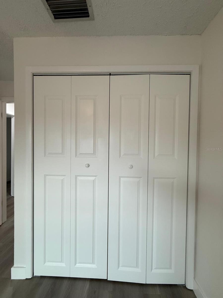 CEDAR POINTE CONDO PH 02 - Residential