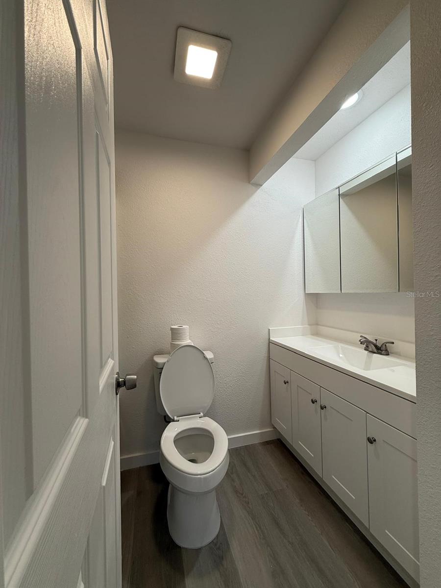 CEDAR POINTE CONDO PH 02 - Residential