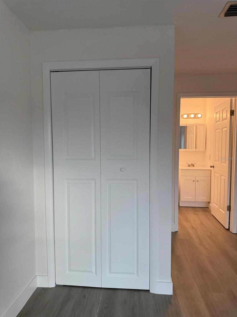 CEDAR POINTE CONDO PH 02 - Residential