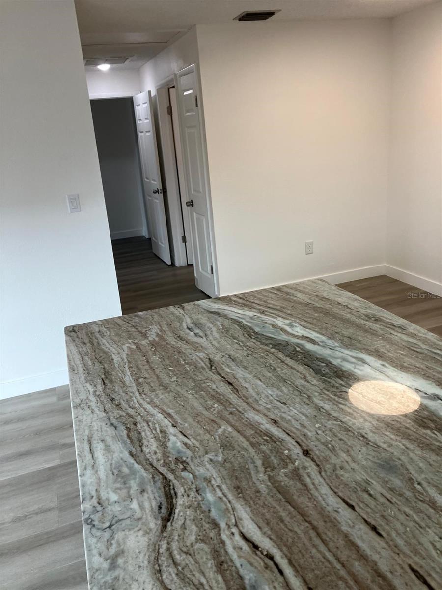 CEDAR POINTE CONDO PH 02 - Residential