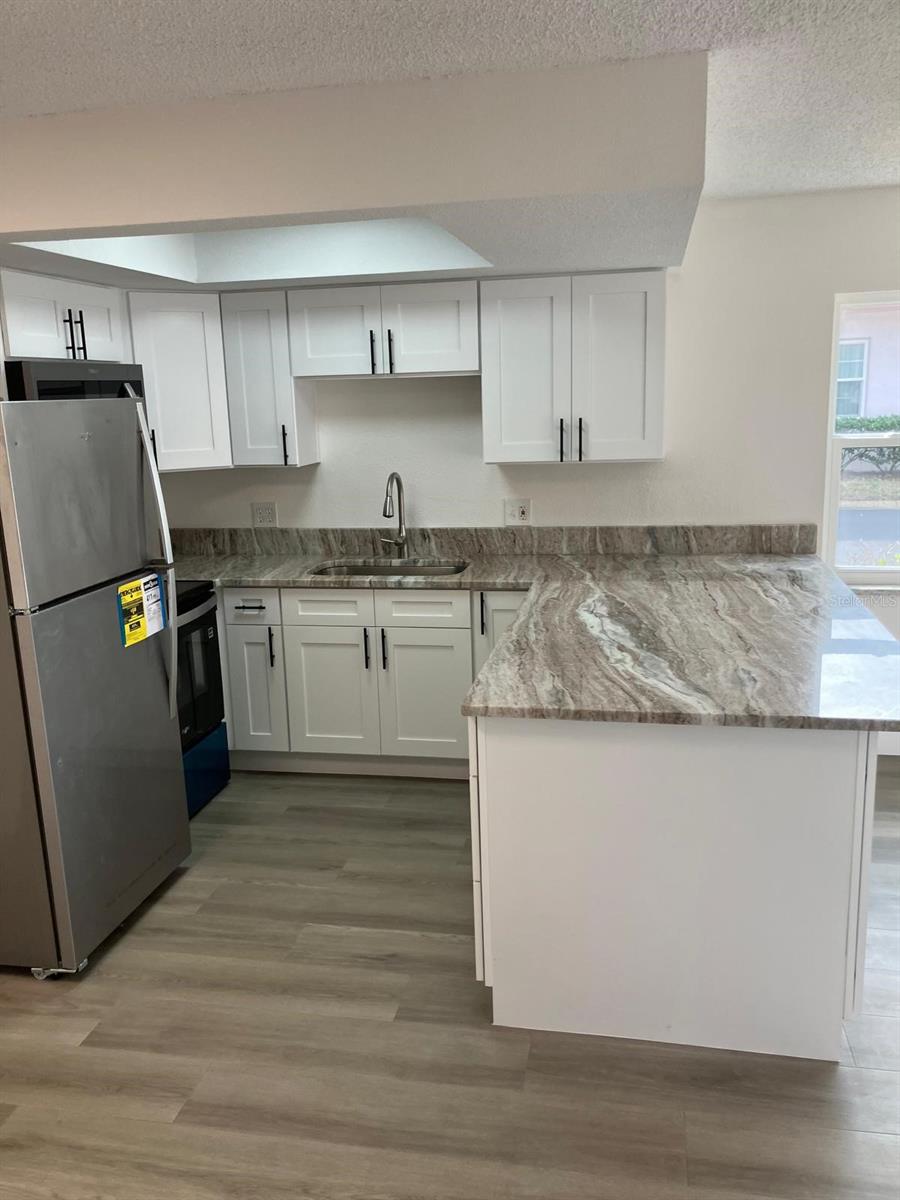 CEDAR POINTE CONDO PH 02 - Residential