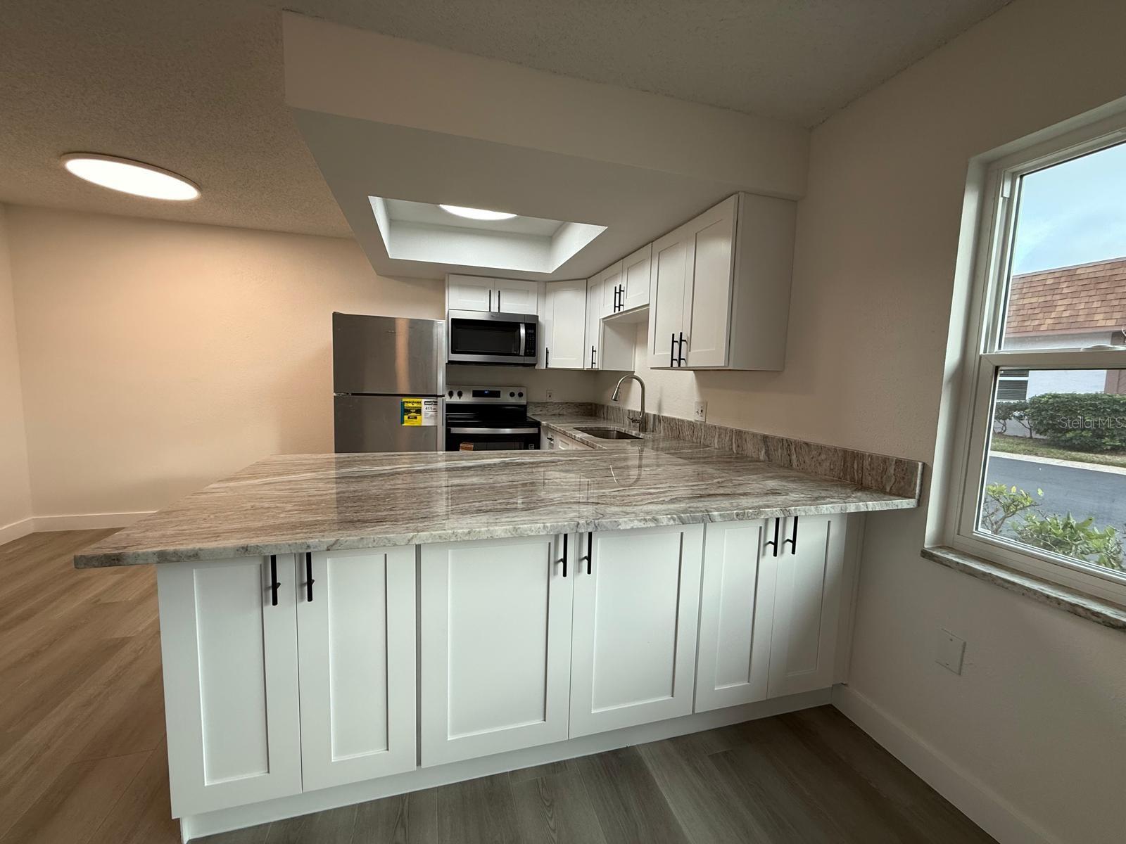 CEDAR POINTE CONDO PH 02 - Residential