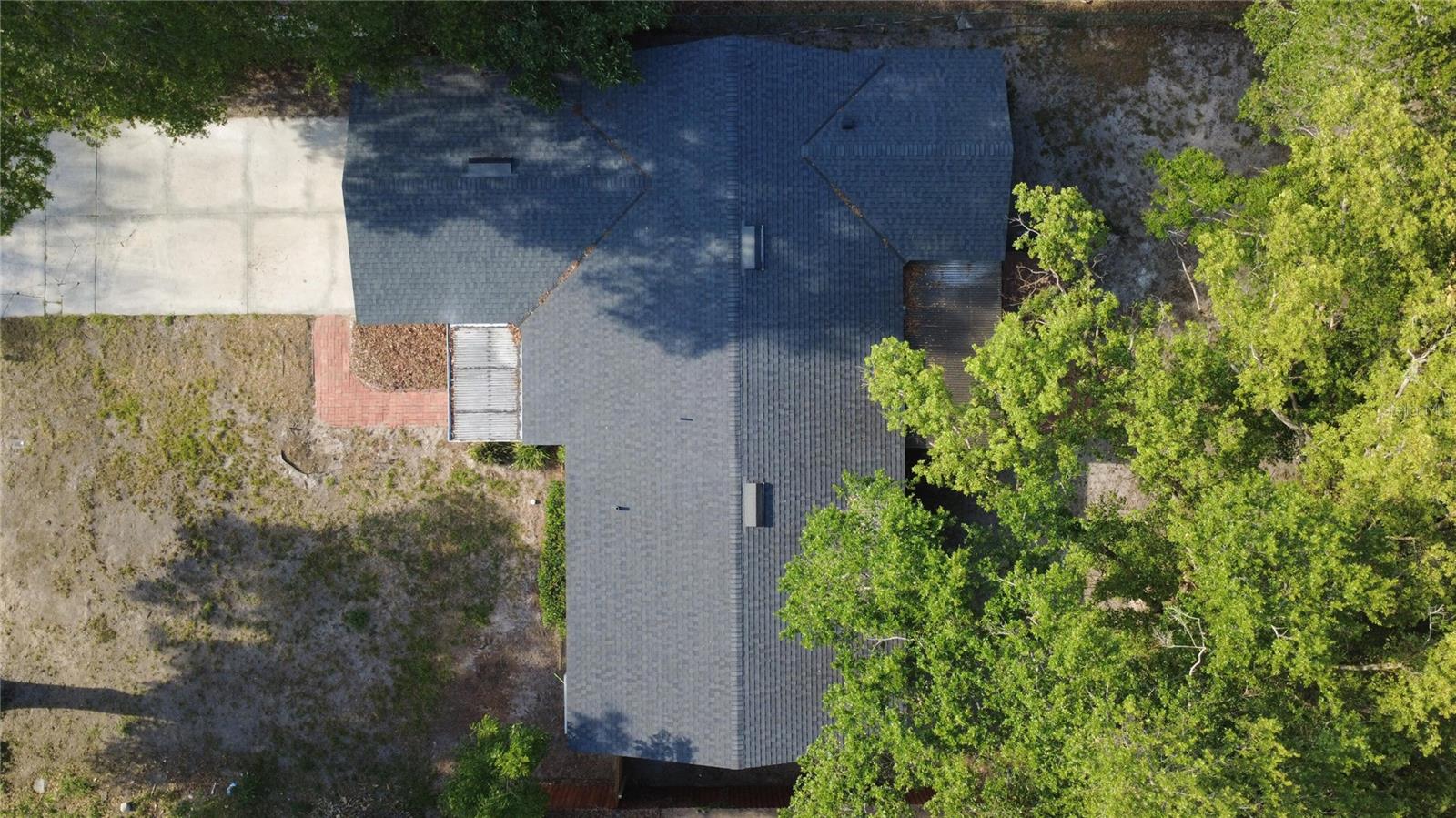 CRYSTAL LAKE MANOR - Residential