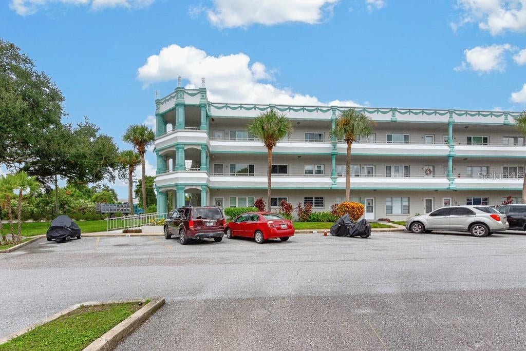 2370 JAMAICAN STREET 30