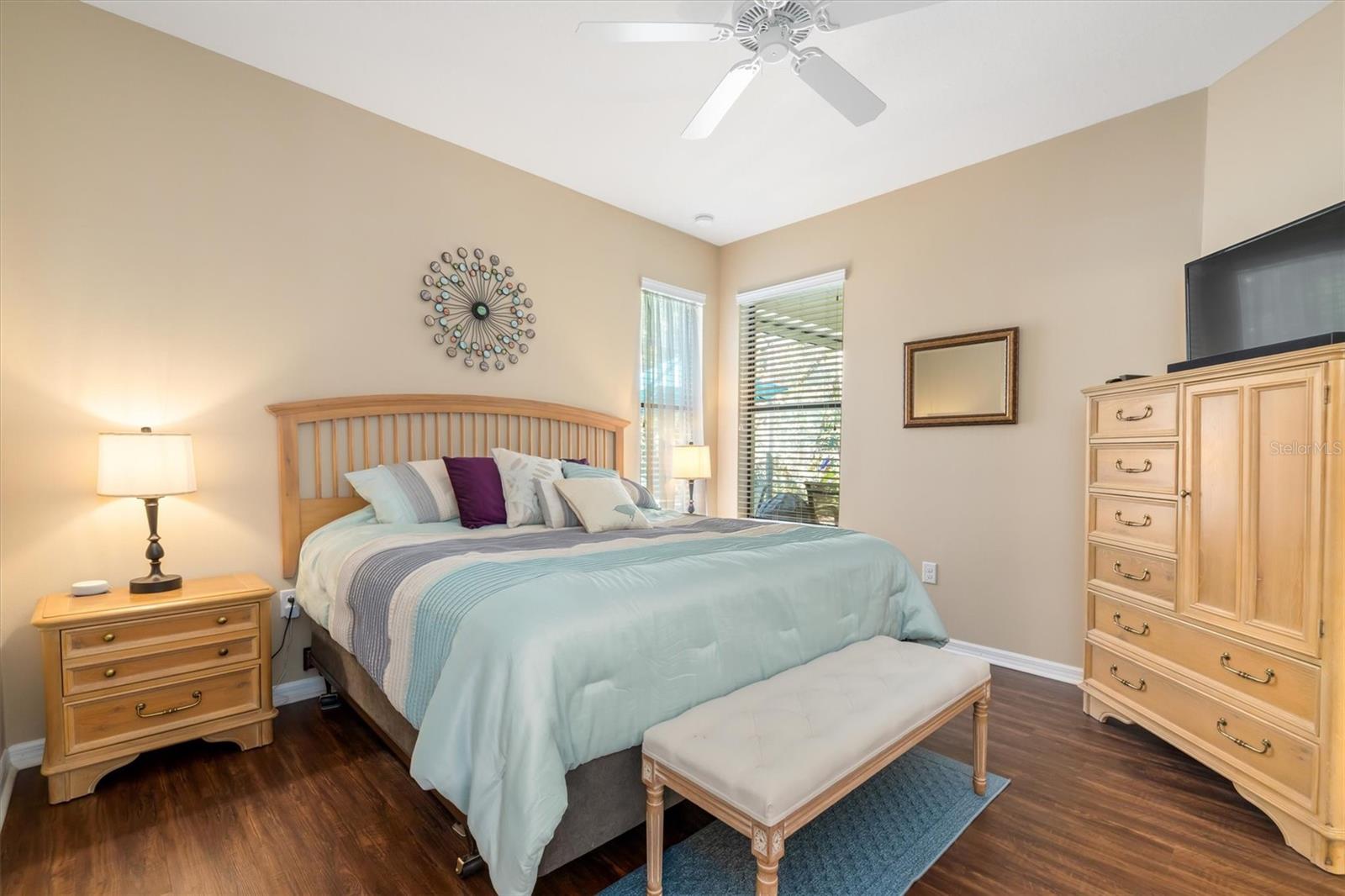 VENETIAN FALLS PH 3 - Residential