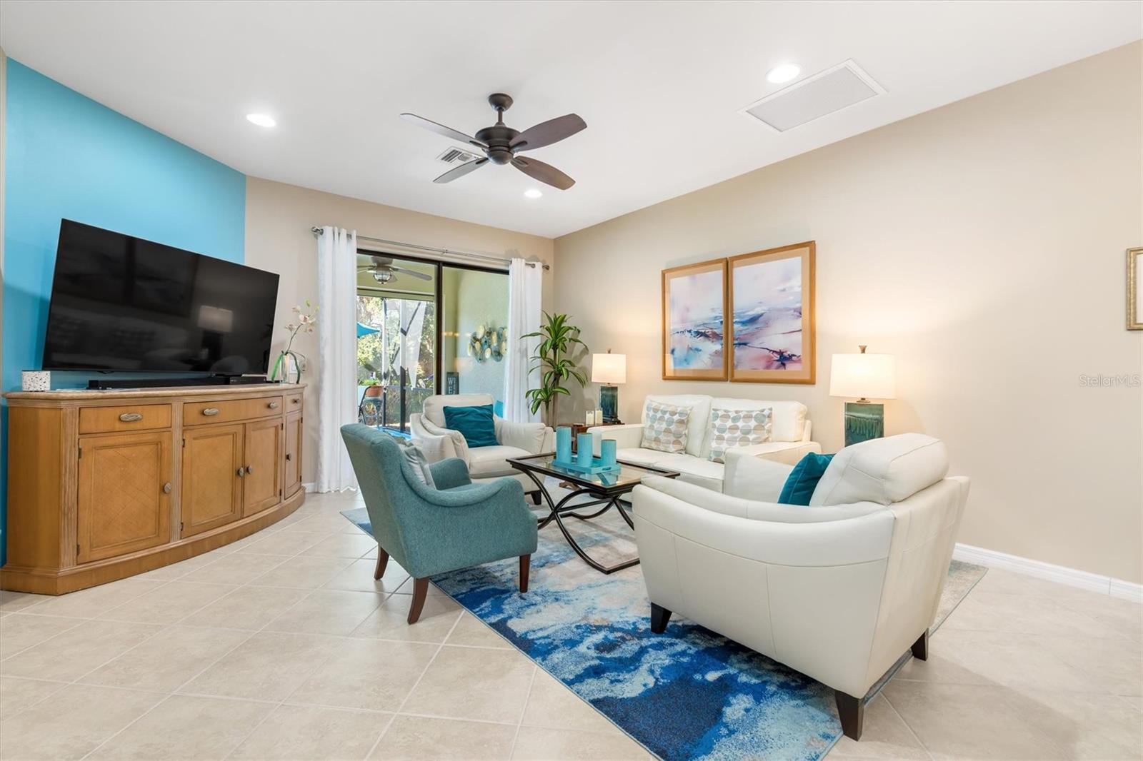 VENETIAN FALLS PH 3 - Residential