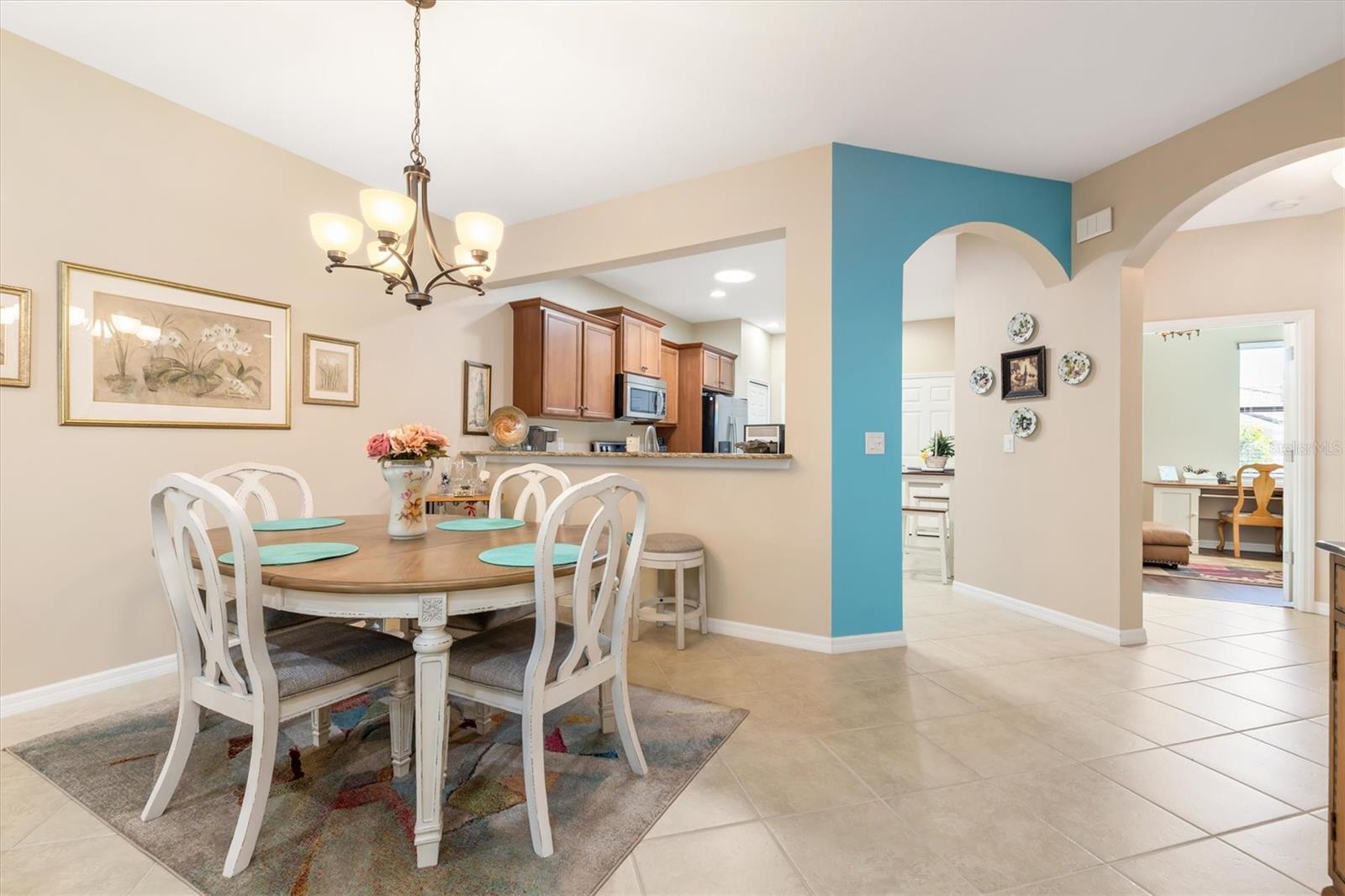 VENETIAN FALLS PH 3 - Residential