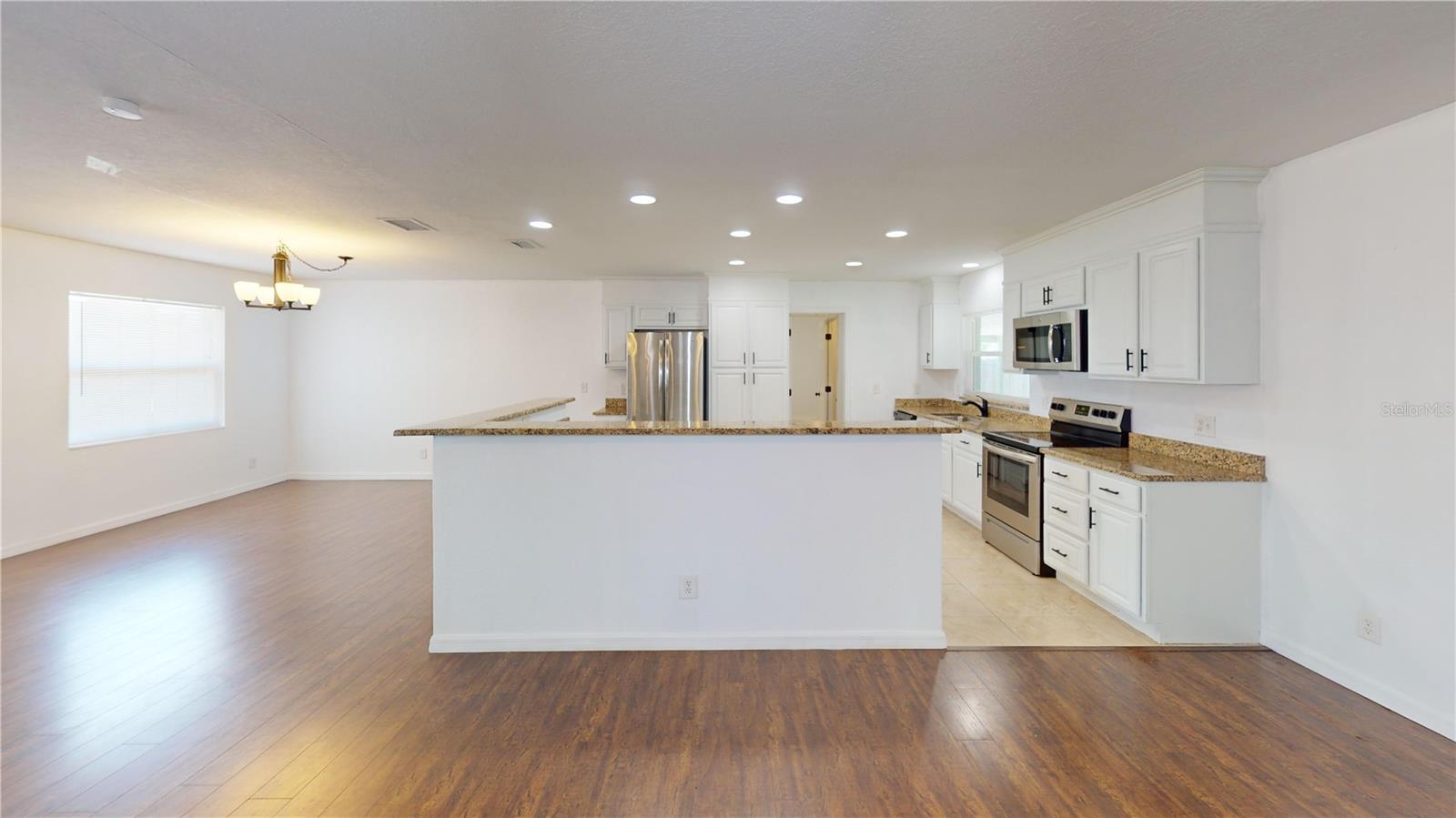 708 PEARL CIRCLE