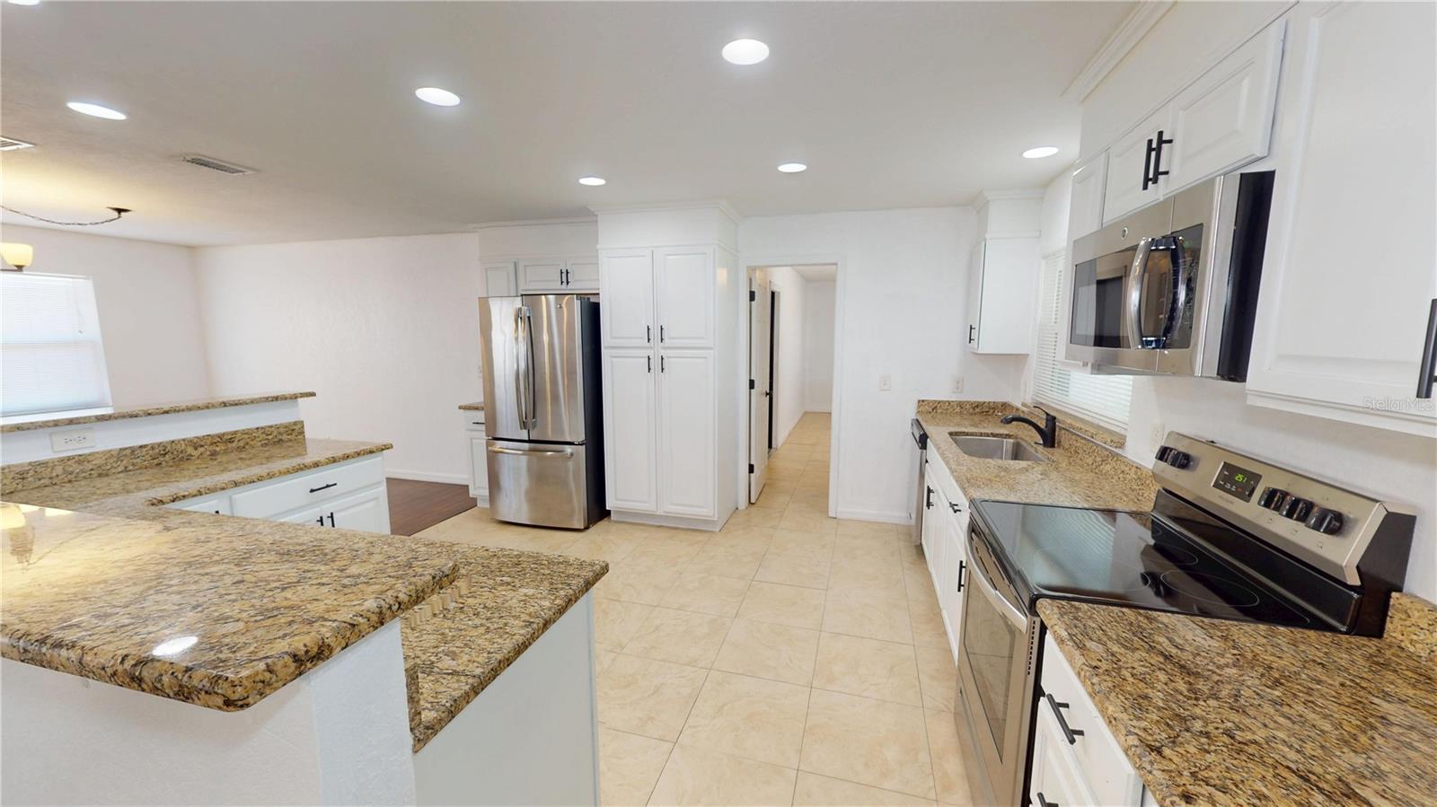 708 PEARL CIRCLE