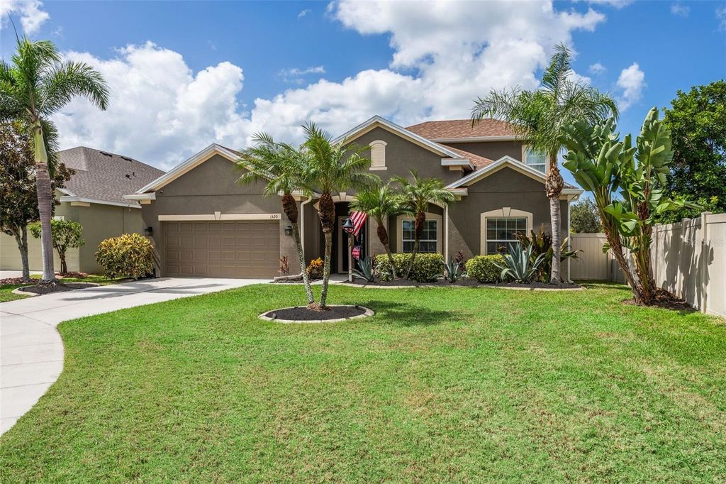 Photo of 1520 Yale Castle Court, Ruskin, FL 33570 (MLS # TB8436388)