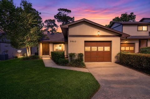 Photo of 3816 NE 19th Street Circle, Ocala, FL 34470 (MLS # G5111643)